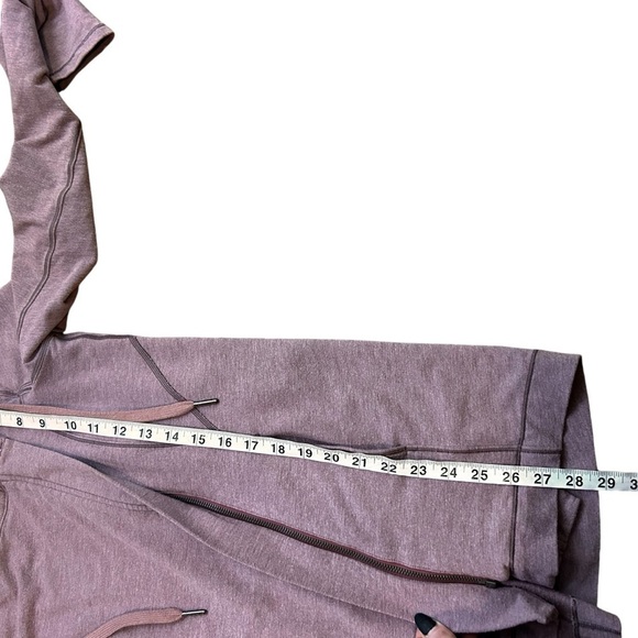 Lululemon Coast Easy Wrap- Heathered Misty Merlot- Size 6 - Picture 14 of 14